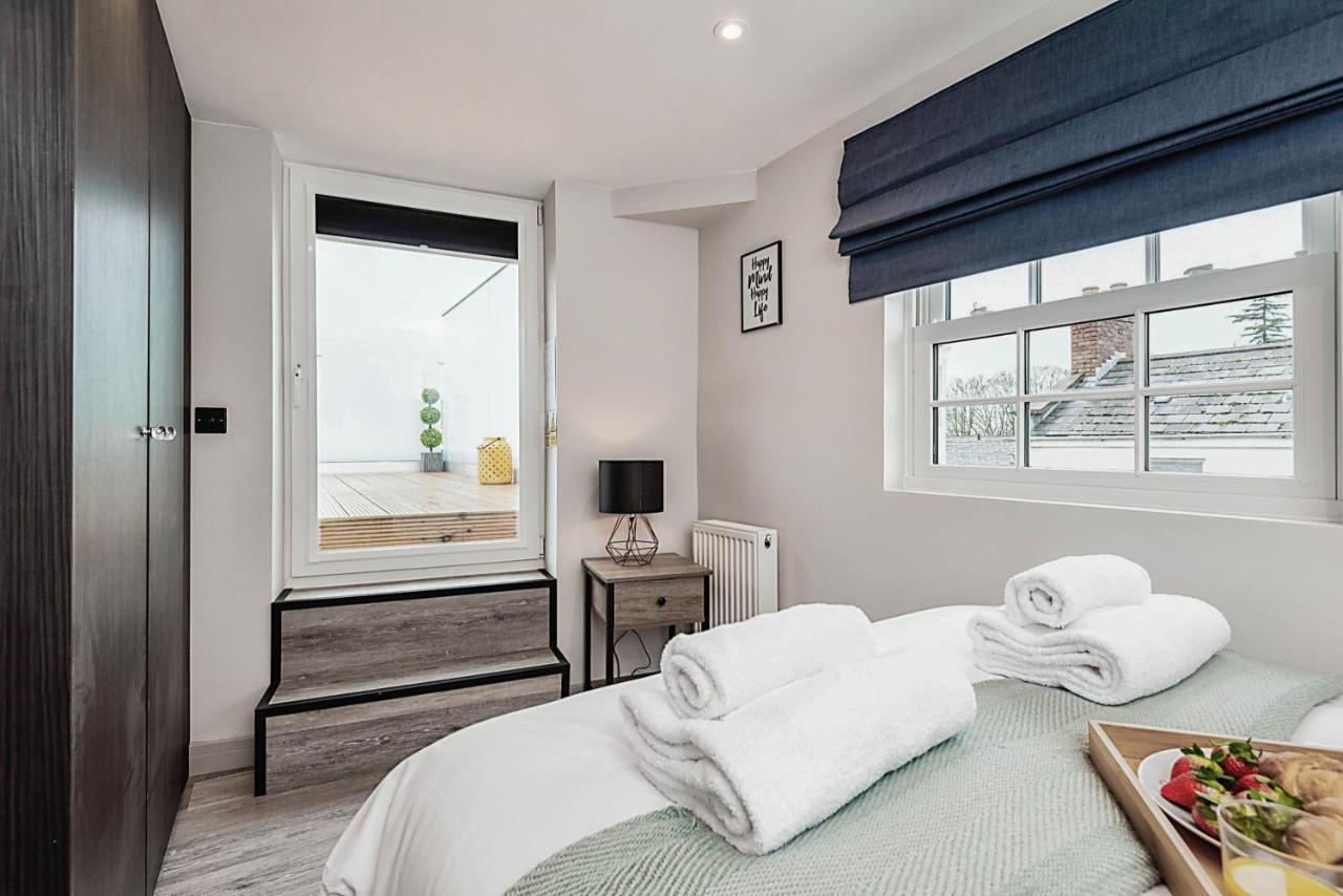 The Burton Penthouse By Fortuna Property Cheltenham Extérieur photo