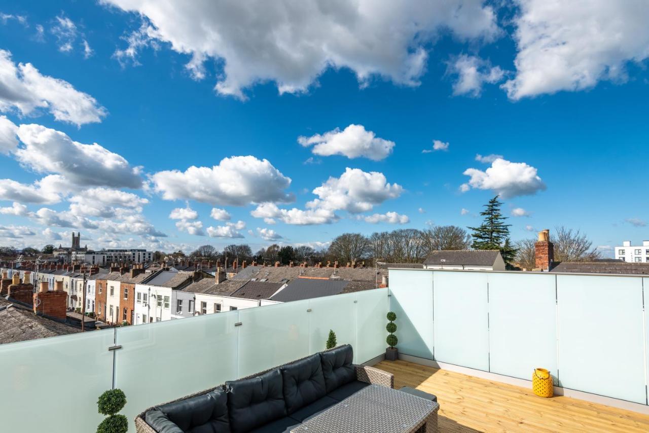 The Burton Penthouse By Fortuna Property Cheltenham Extérieur photo